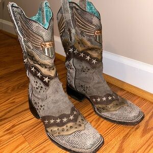Cute Corral Cowboy Boots!!